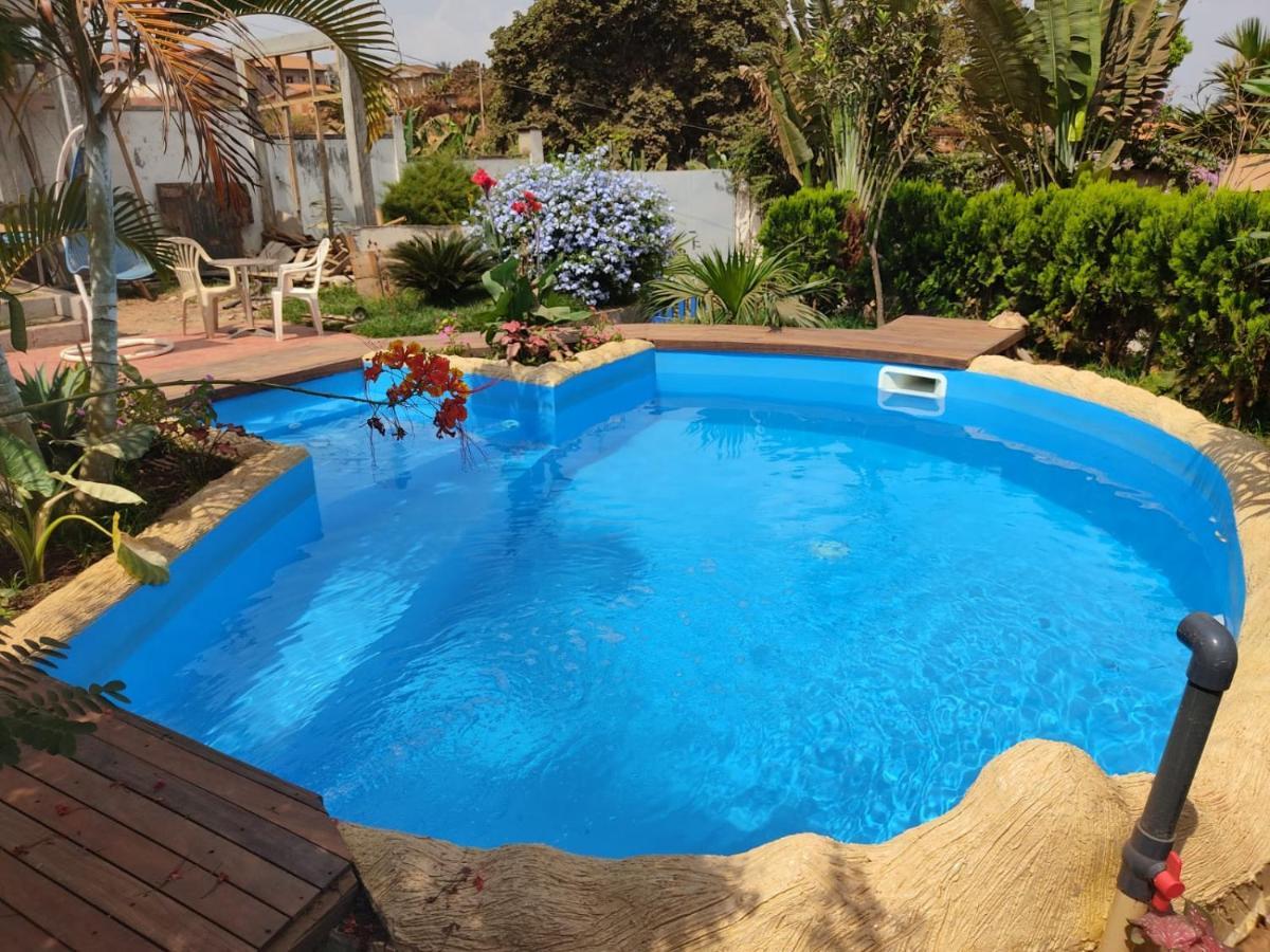 Residence Jardin Tropical Yaounde Luaran gambar