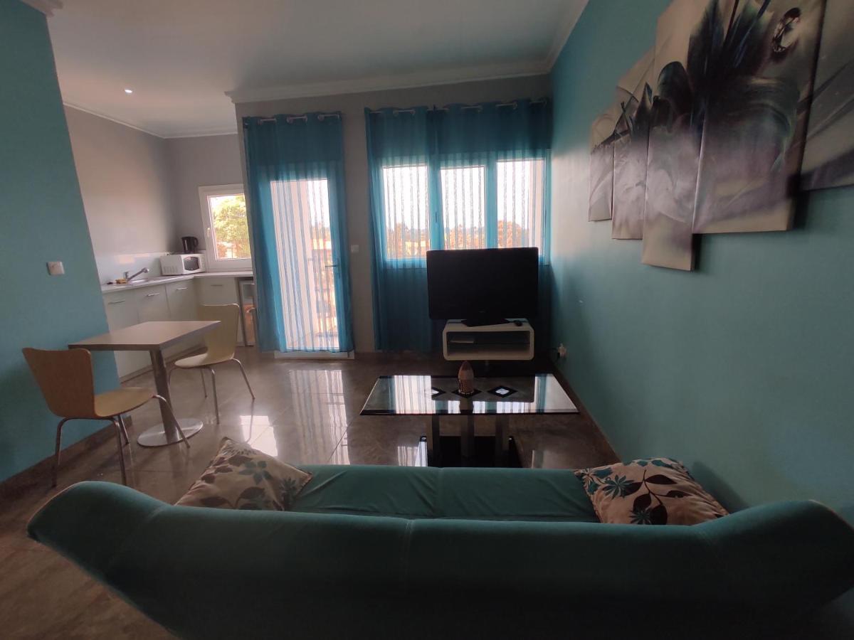 Residence Jardin Tropical Yaounde Luaran gambar