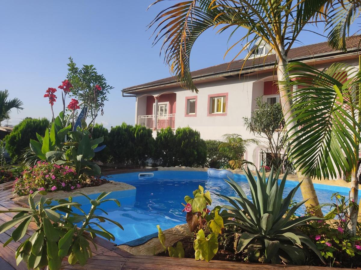 Residence Jardin Tropical Yaounde Luaran gambar