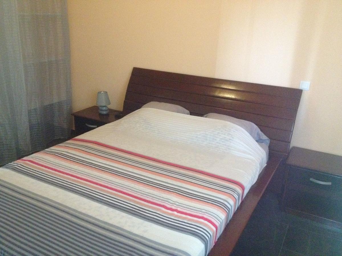 Residence Jardin Tropical Yaounde Luaran gambar